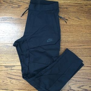 Nike Tech Pants men’s size 30